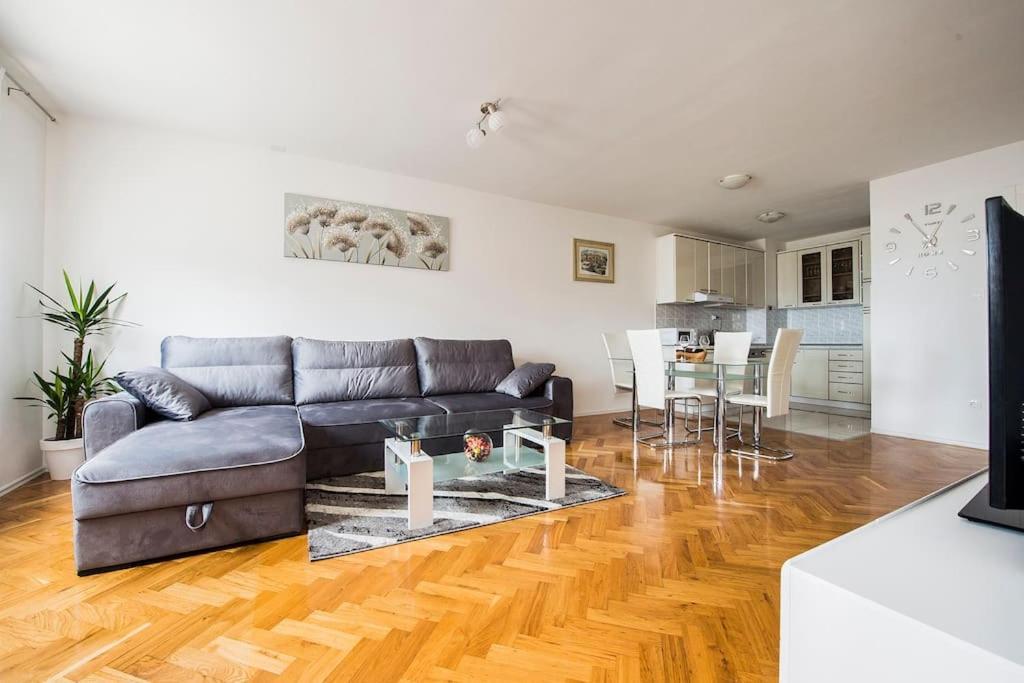 Apartment Jully 珀德垂那 外观 照片